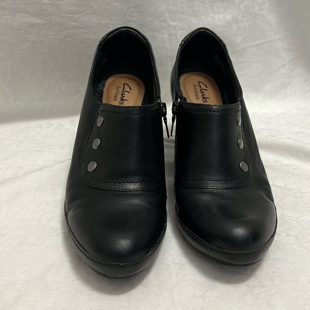 Clarks, Vermont, women’s, 9